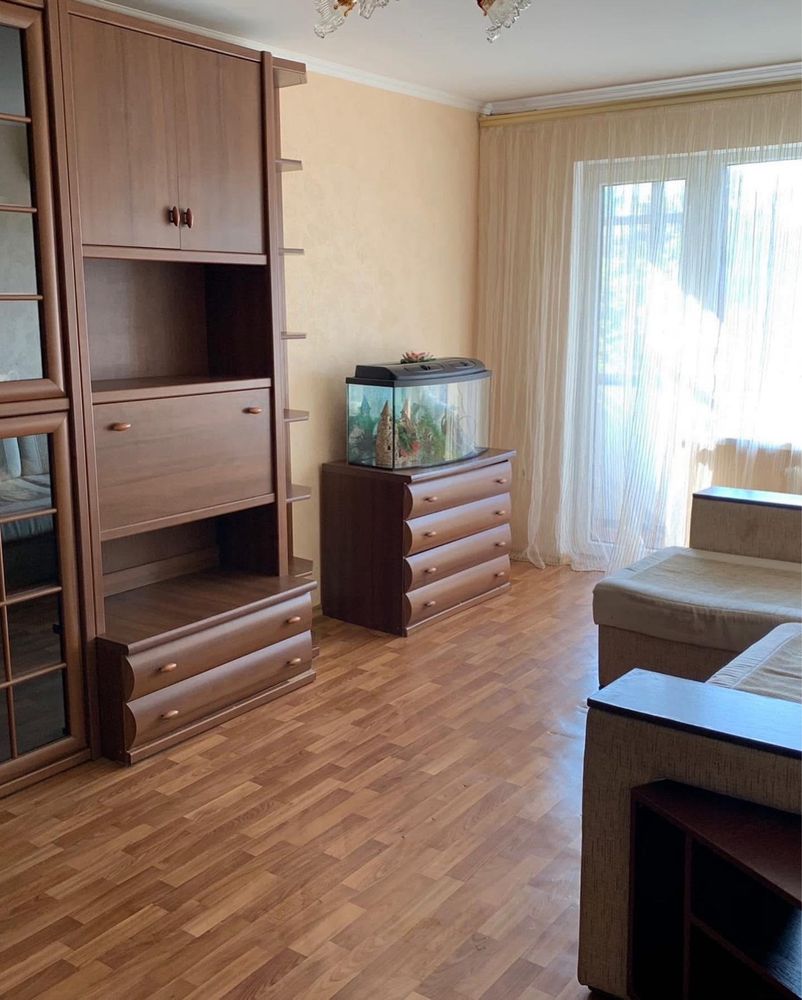 Квартира на улице Бочарова, 4 этаж, раздельные комнаты