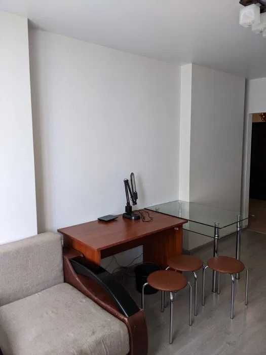 Modern 50m² Apartment Near Metro with Full Amenities