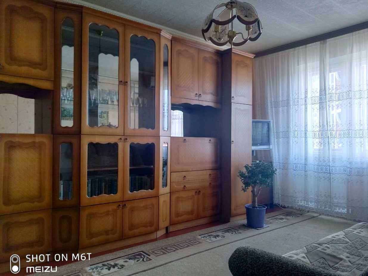 2-кімнатна квартира на вулиці Миколи Закревського, Троєщина, з хорошим ремонтом