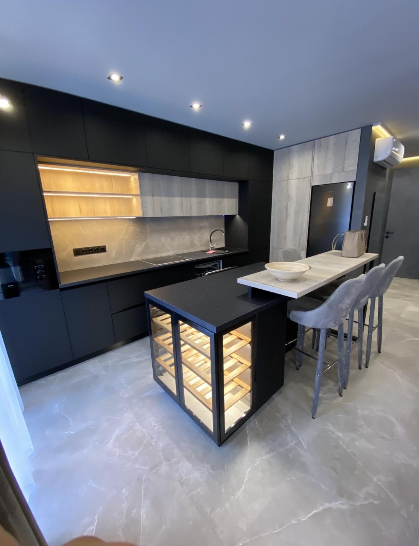 Spacious 1-bedroom apartment in Avalon Complex