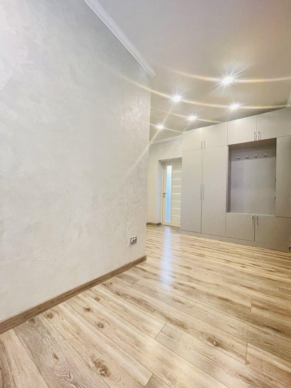 2-Bedroom Apartment in Khmelnytskyi Park Complex
