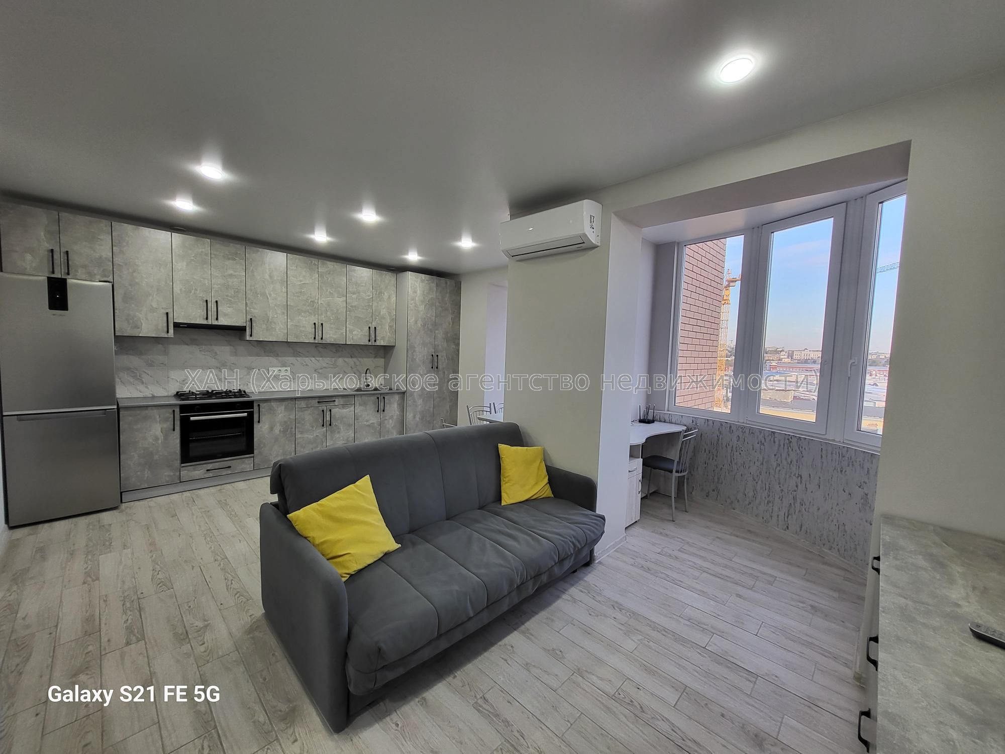 1-Bedroom Apartment in Lazurny Residential Complex with Renovations