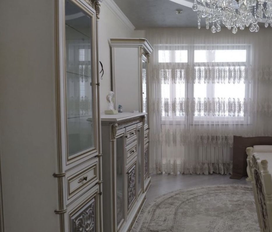 2-Room Apartment with Excellent Renovation and Warm Flooring