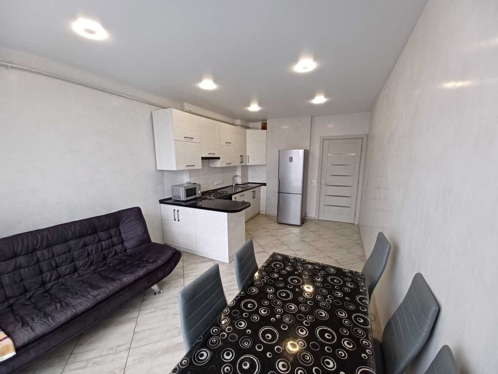 2-Room Apartment in New Building with Renovation and Amenities