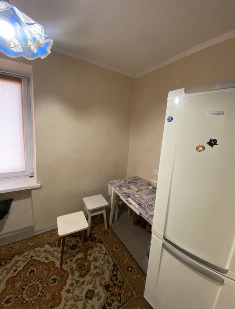 One-Bedroom Apartment with Appliances Near Market