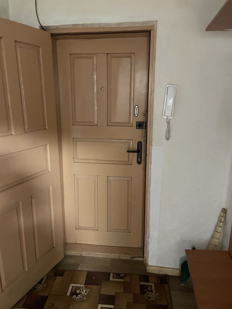 3-Room Apartment in City Center with Comfortable Amenities