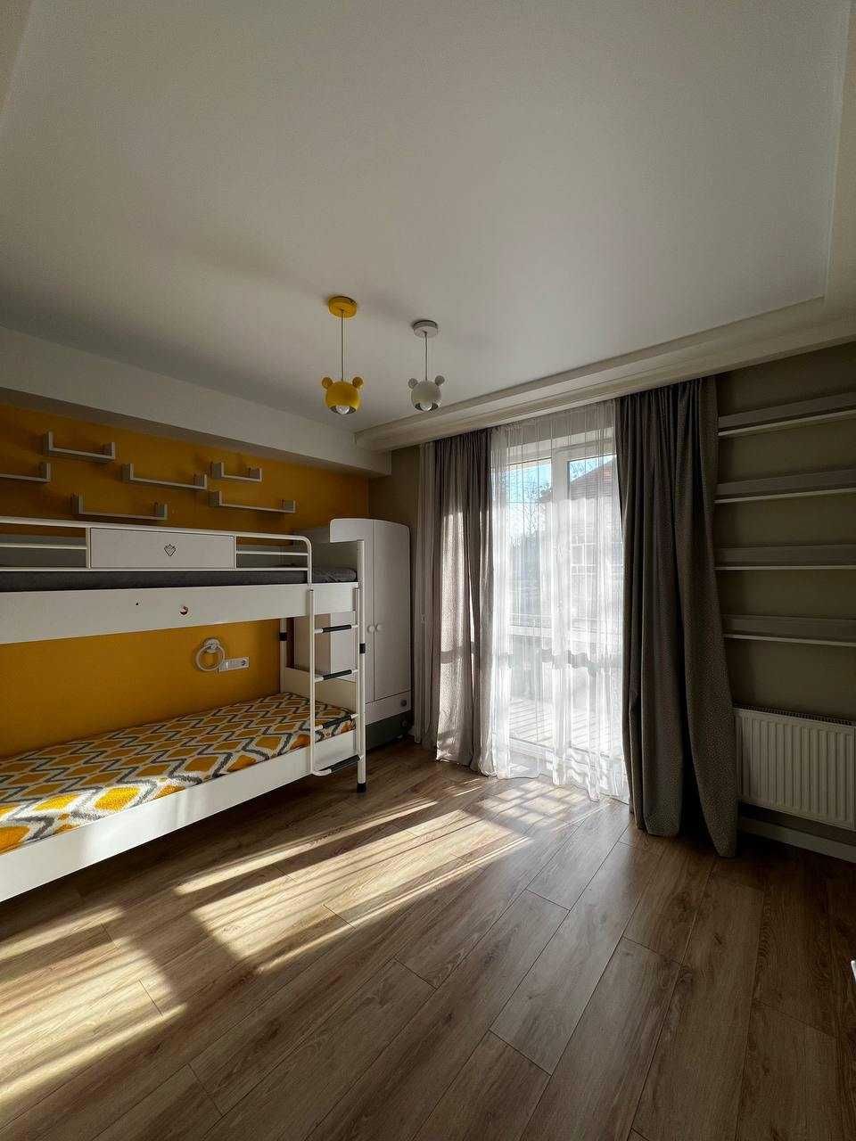 Modern 2-Bedroom Apartment with Smart Features