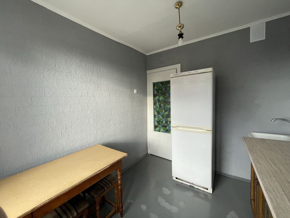 1-Room Apartment in Stryi, Fully Renovated, Sunny and Warm