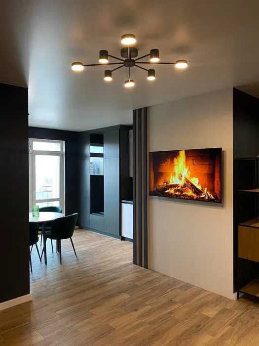 Modern Apartment with Lake View in Lipky Residential Complex