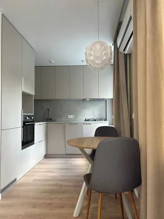 Stylish 44 sq.m. Apartment near Lukyanivska Metro with Modern Renovation