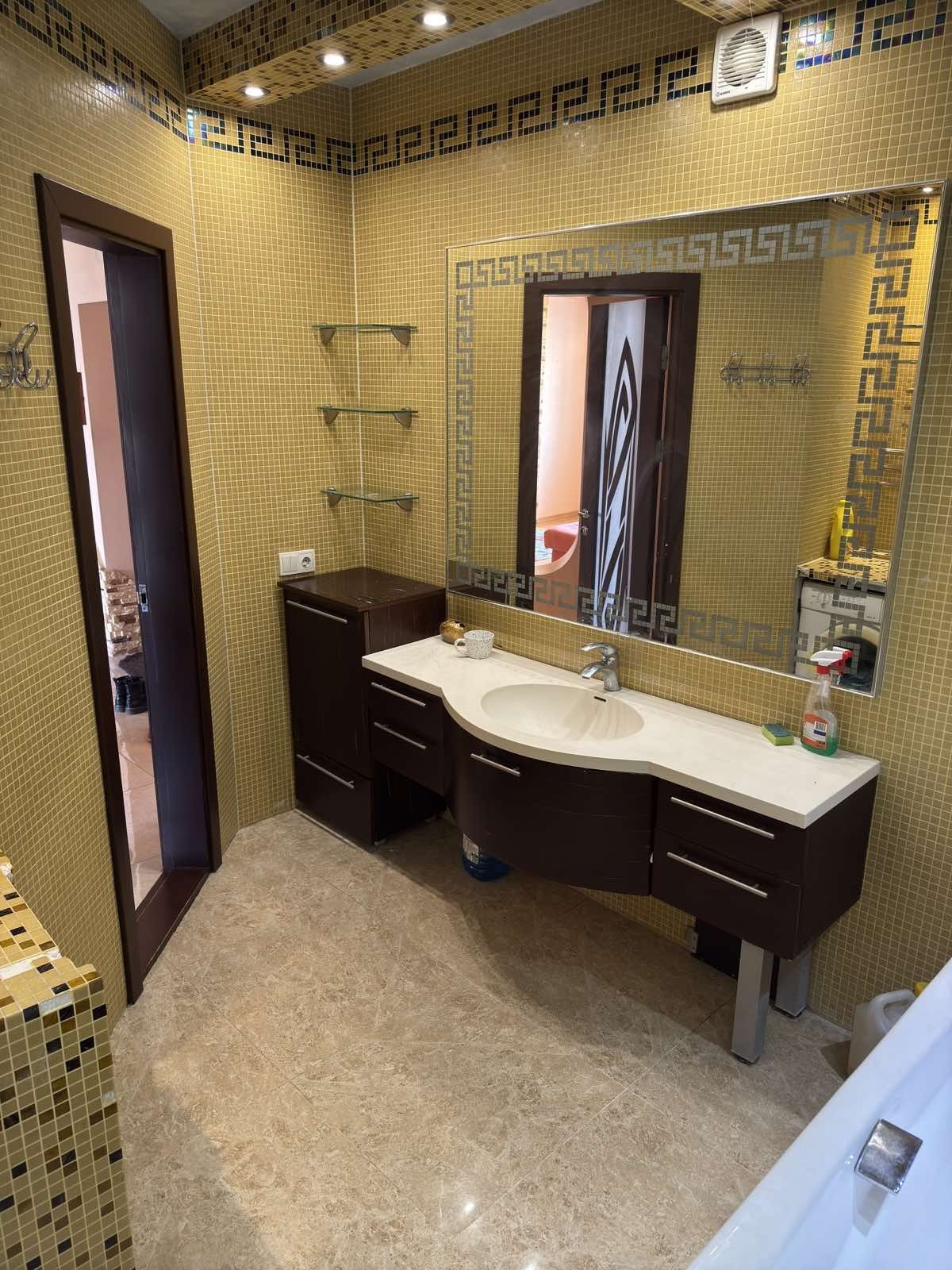 2-Room Apartment in New Building near Victoria Gardens Shopping Center