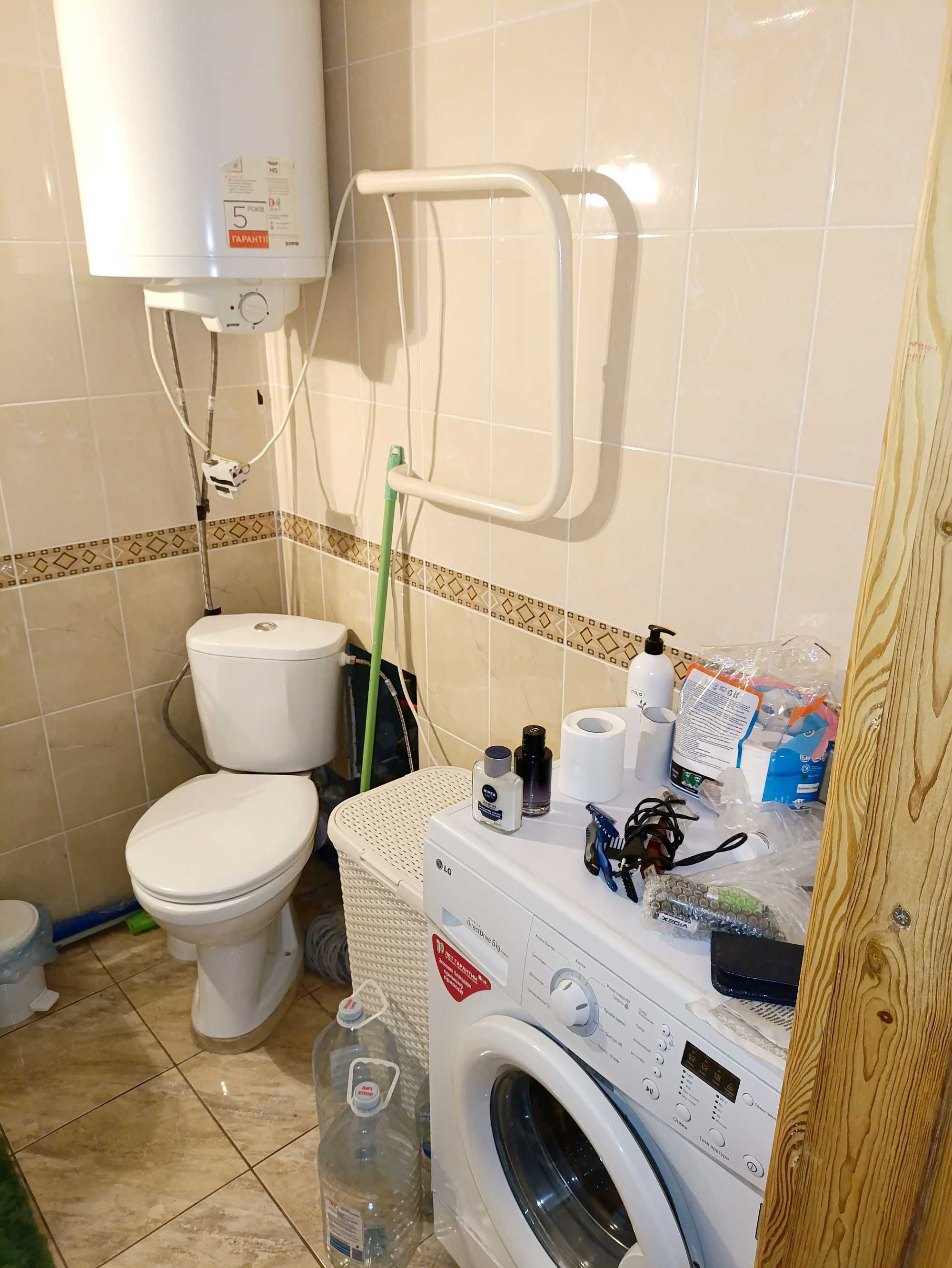 Spacious 1-bedroom apartment in Bucha city center
