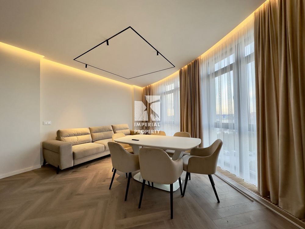 3-Room Apartment in Residents Park with Designer Renovation