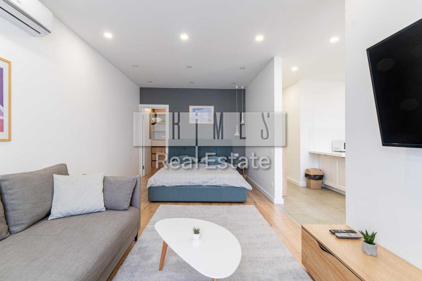 Stylish Apartment in Modern Complex with Designer Interior