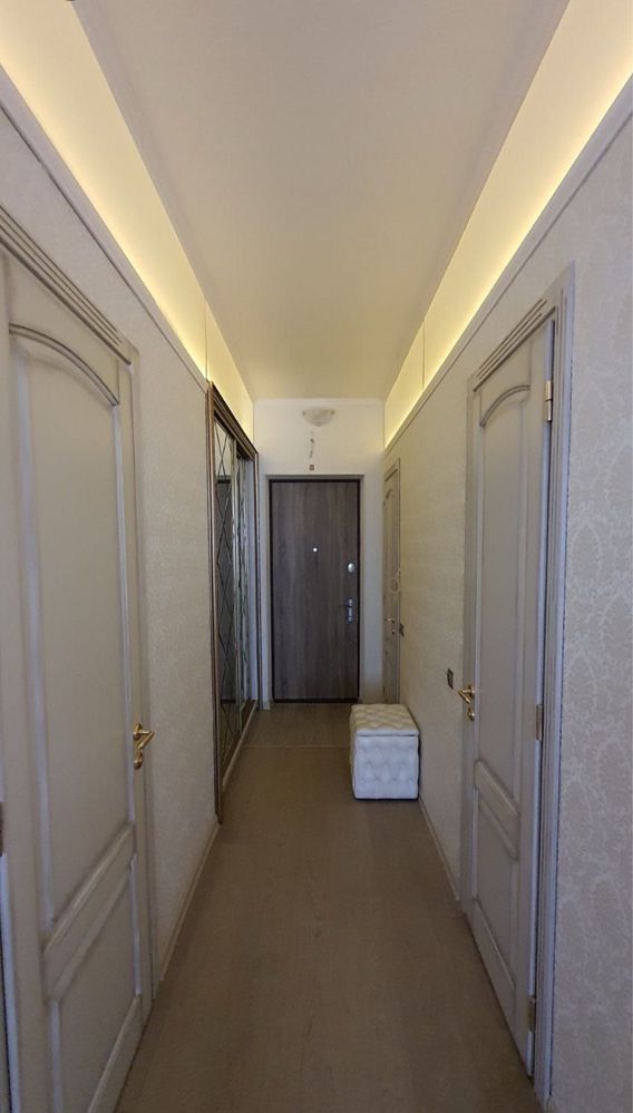 Luxury 1-Room Apartment near French Boulevard with Sea View