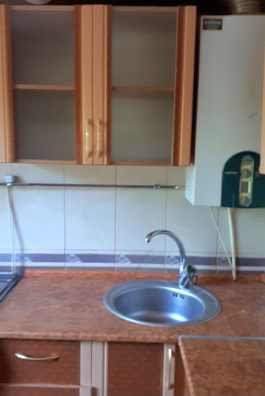 Furnished Apartment with Gas Heating and Appliances