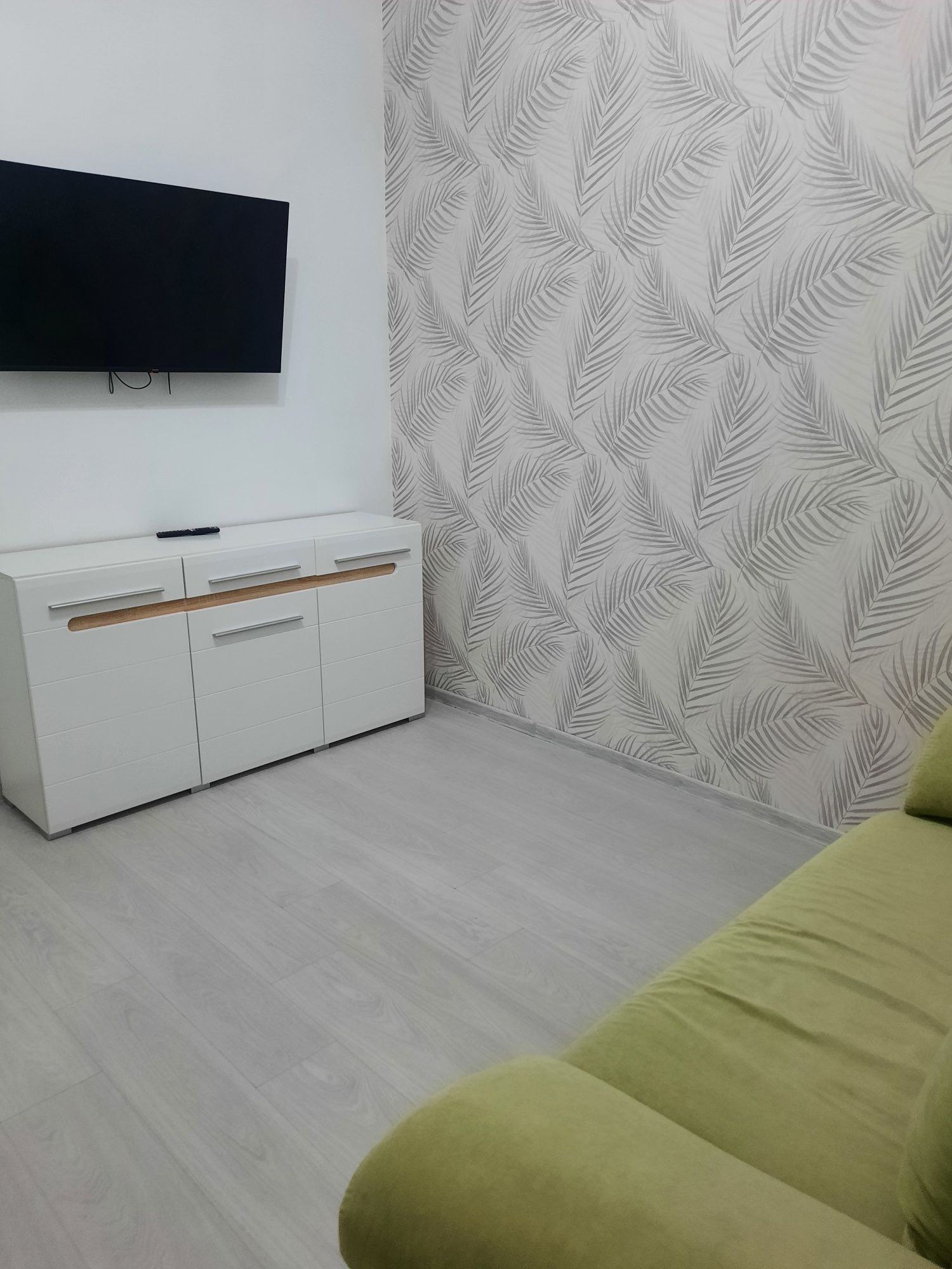 Euro Two-Room Apartment in 21st Pearl Complex, Tairova Area