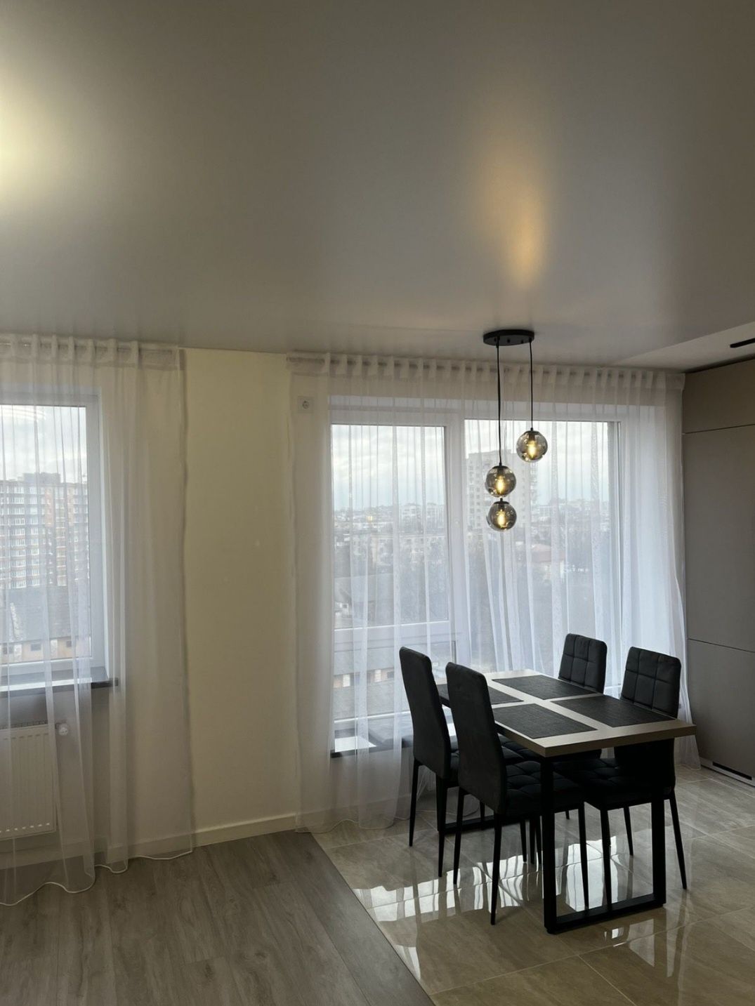 Modern 40m² Studio with Designer Renovation in Center