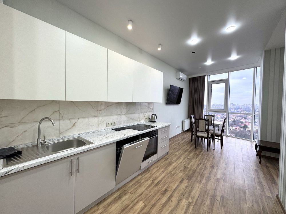 Modern 1-Bedroom Apartment with Sea View