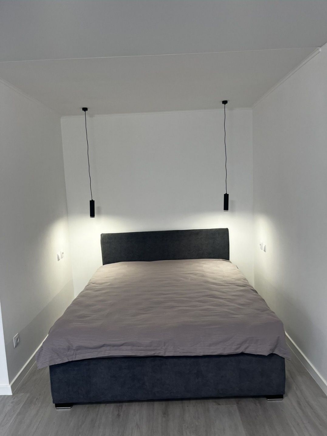 Modern 40m² Studio with Designer Renovation in Center