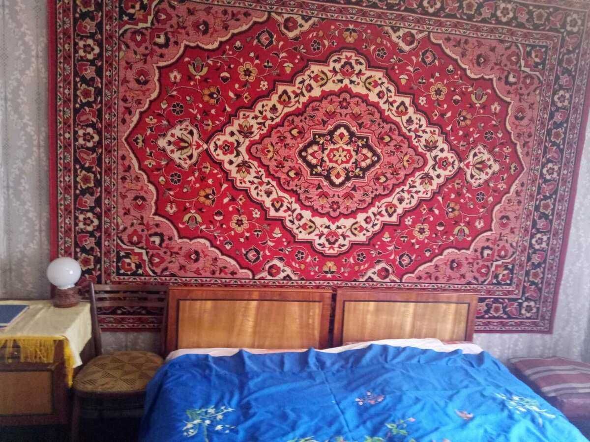 1-Room Apartment near Simirenko Tram Stop, Fully Furnished