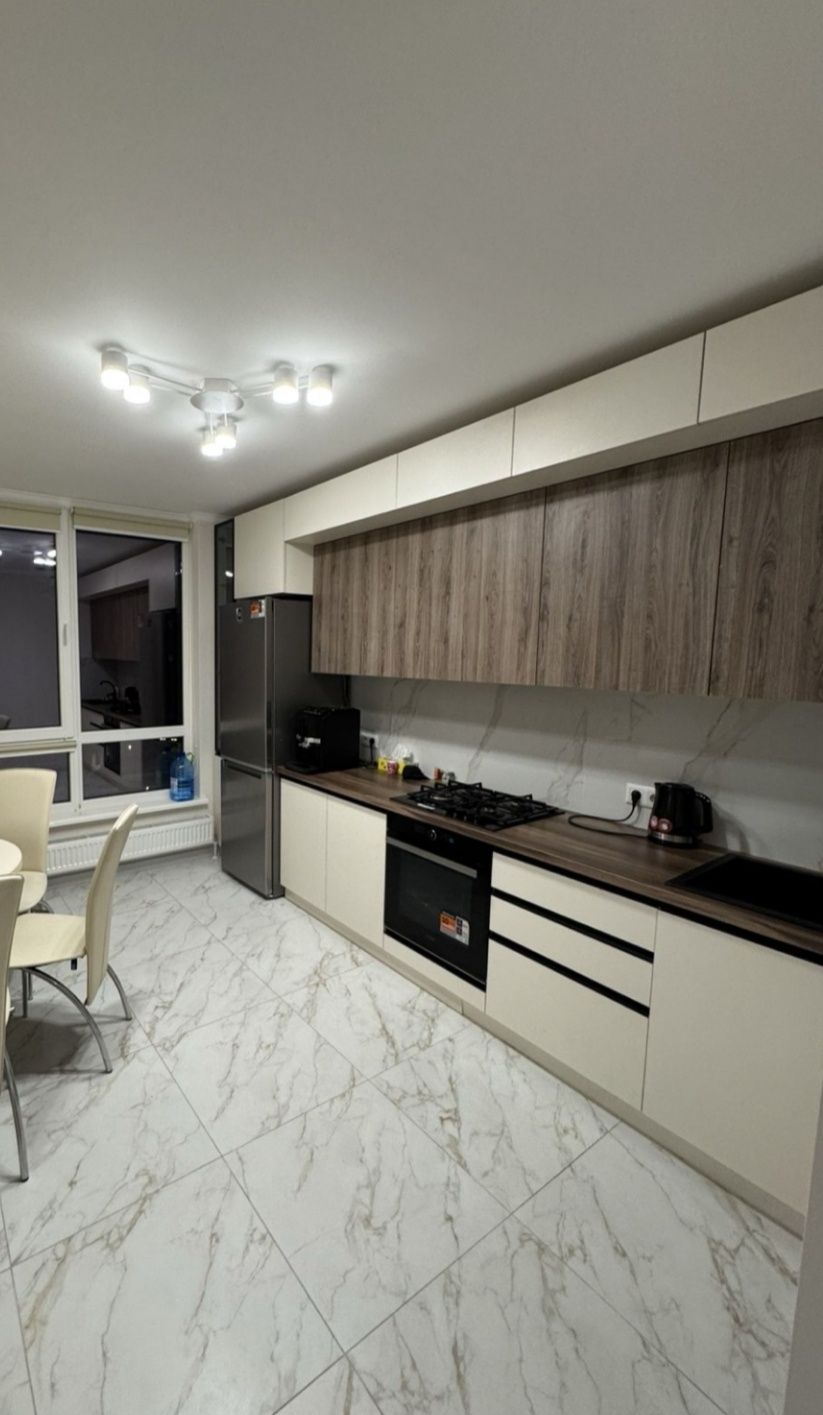 Modern Stylish Apartment in City Center with Terrace
