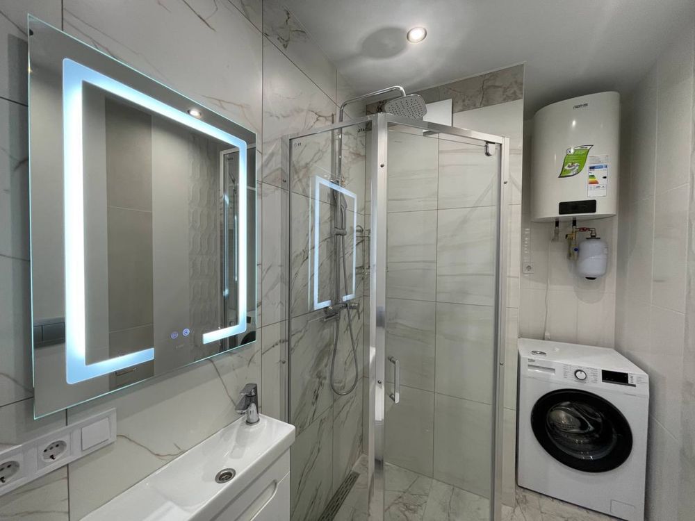 1-Room Stylish Apartment in New Building with Balcony