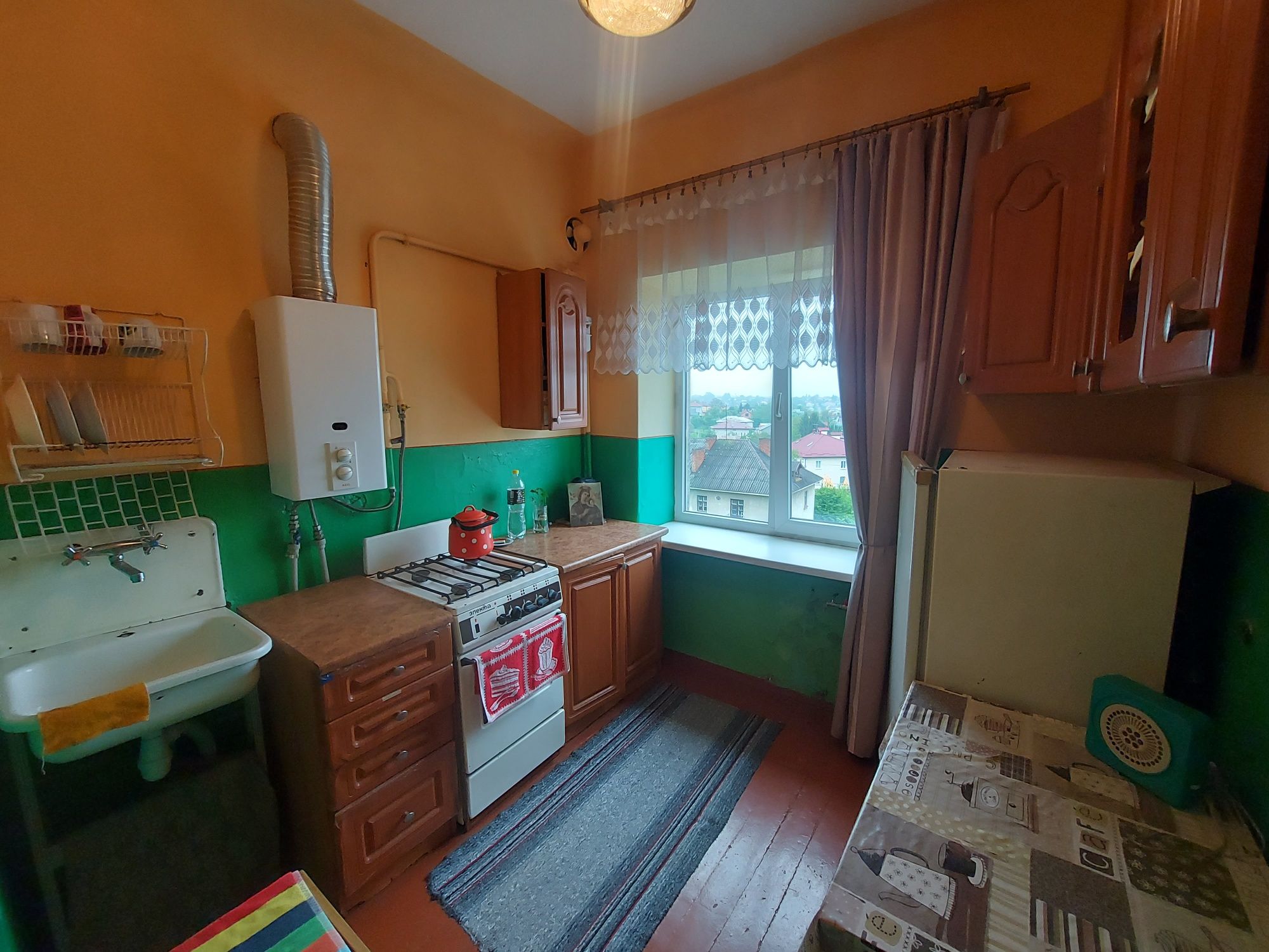 1-Room Apartment Near City Center with Washing Machine