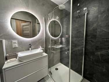 Spacious 1-Bedroom Apartment with Studio Kitchen in New Building