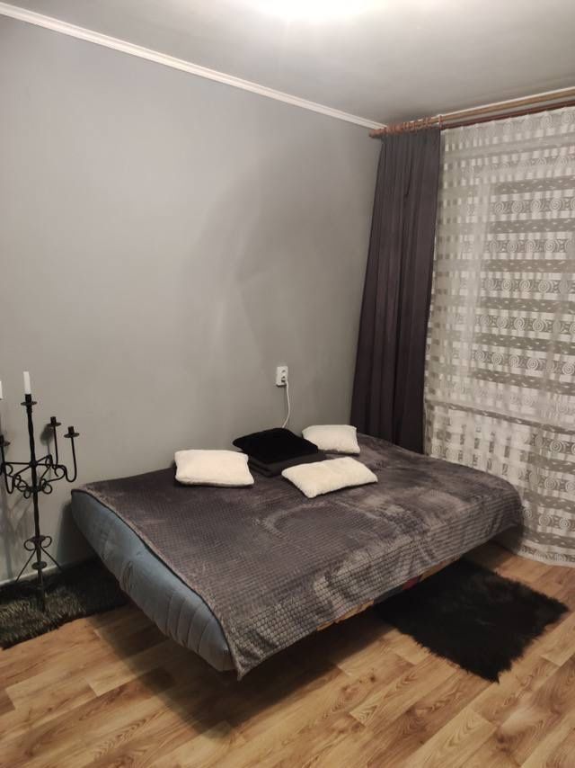 1-Room Apartment on Striyska Street, Fully Furnished, Good Condition
