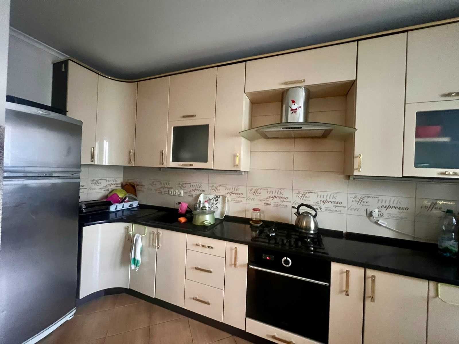 1-Bedroom Apartment in New Building on Varshavska Street