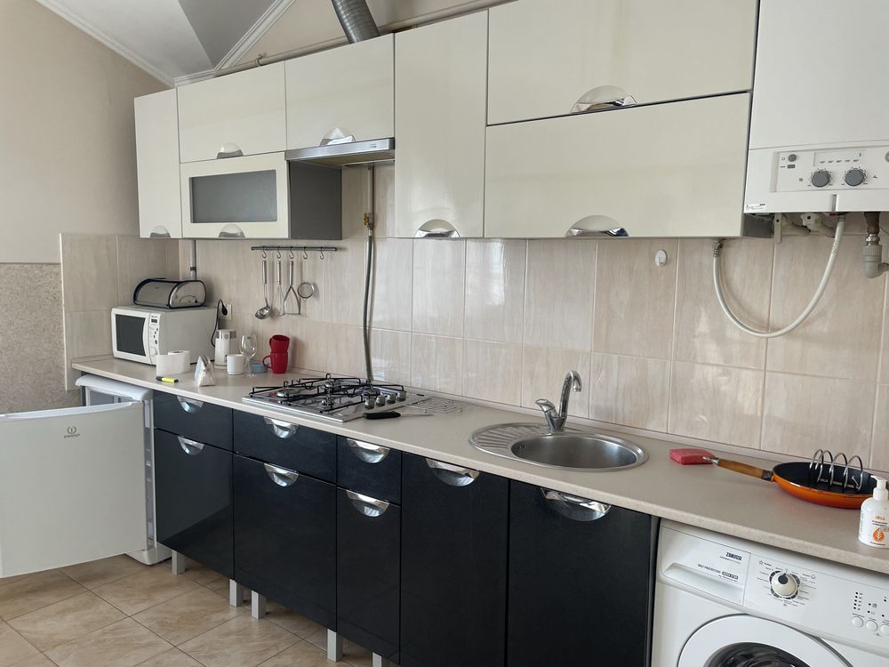 Modern Apartment in New Building with All Amenities