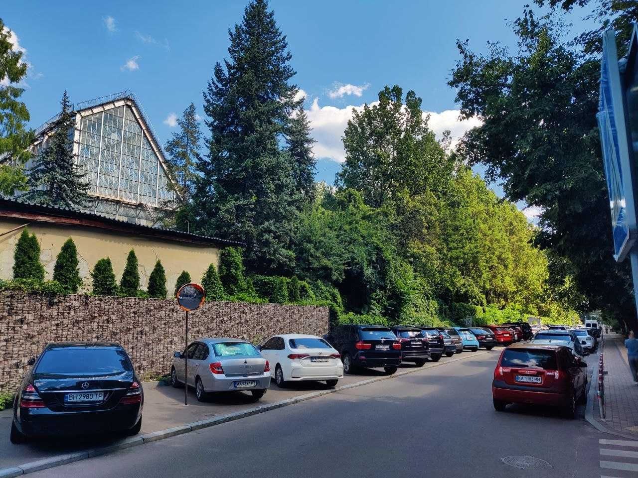 Luxury 3-bedroom apartment in Botanic Paradise complex near Botanical Garden