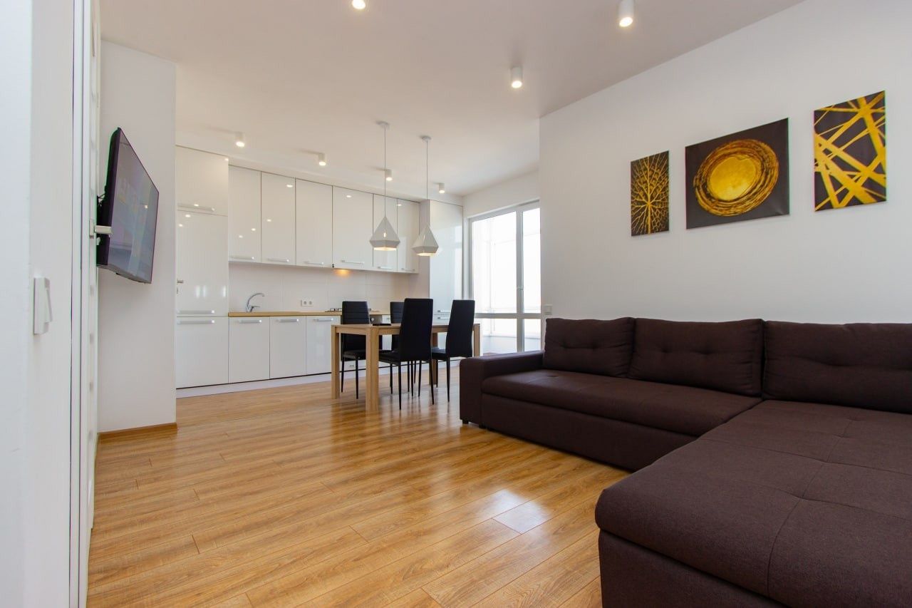 Modern 1-Bedroom Apartment in City Center