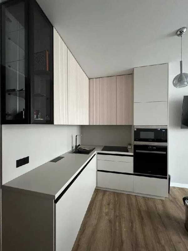 Modern 1-Bedroom Apartment in Shevchenkivskyi District with High-End Renovation