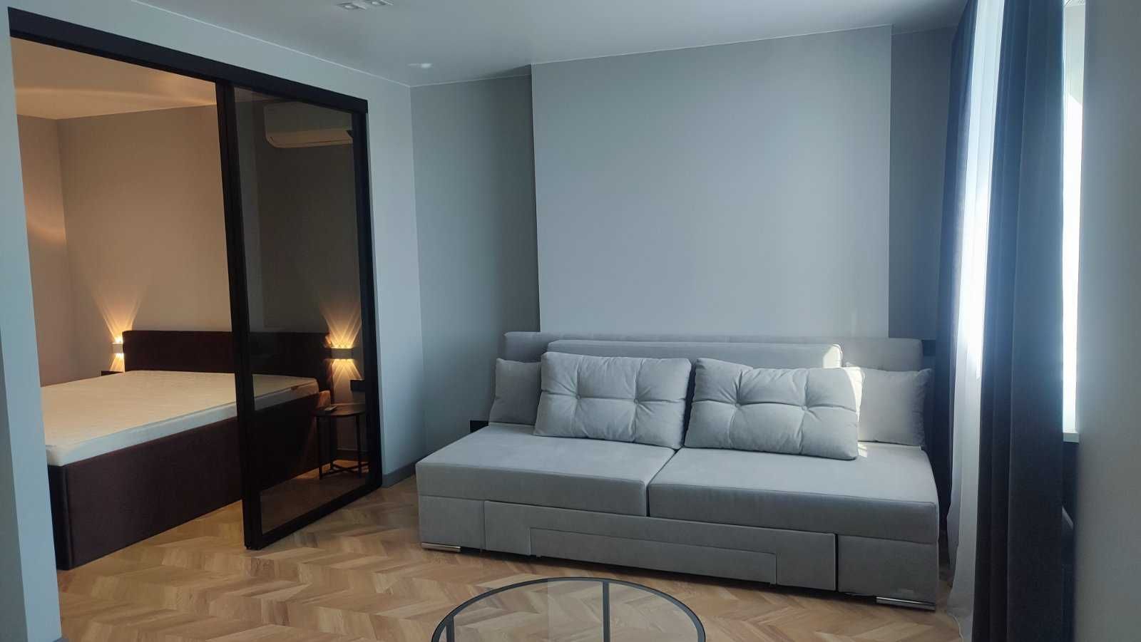 1-Bedroom Apartment in Manhattan Complex, City Center