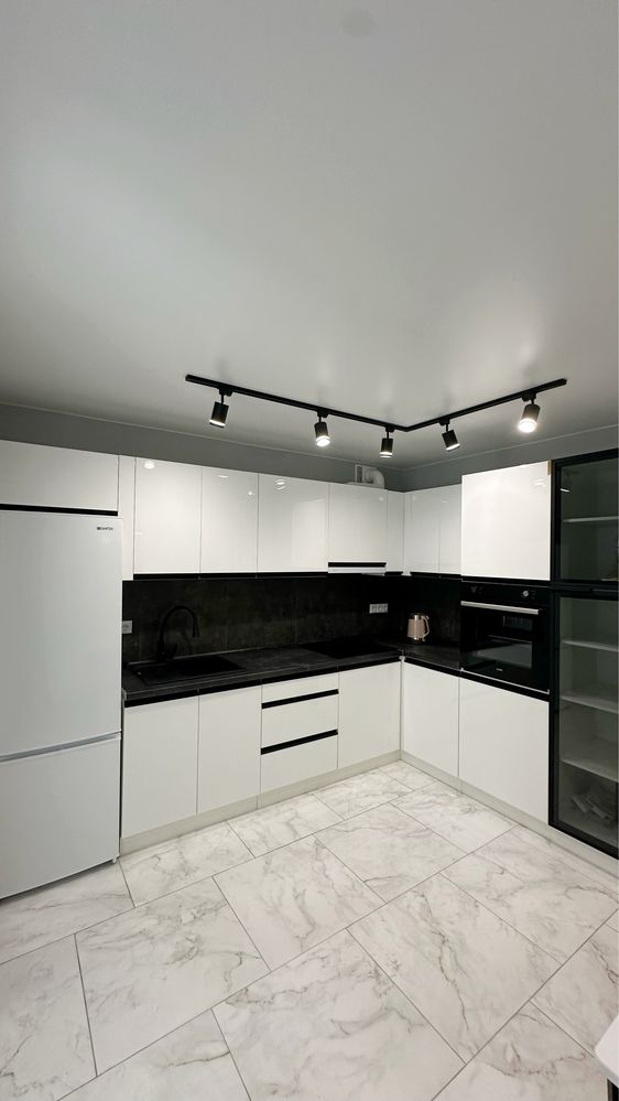 1-Bedroom Apartment in Zaliznychna Street, ЖК Шенген Complex