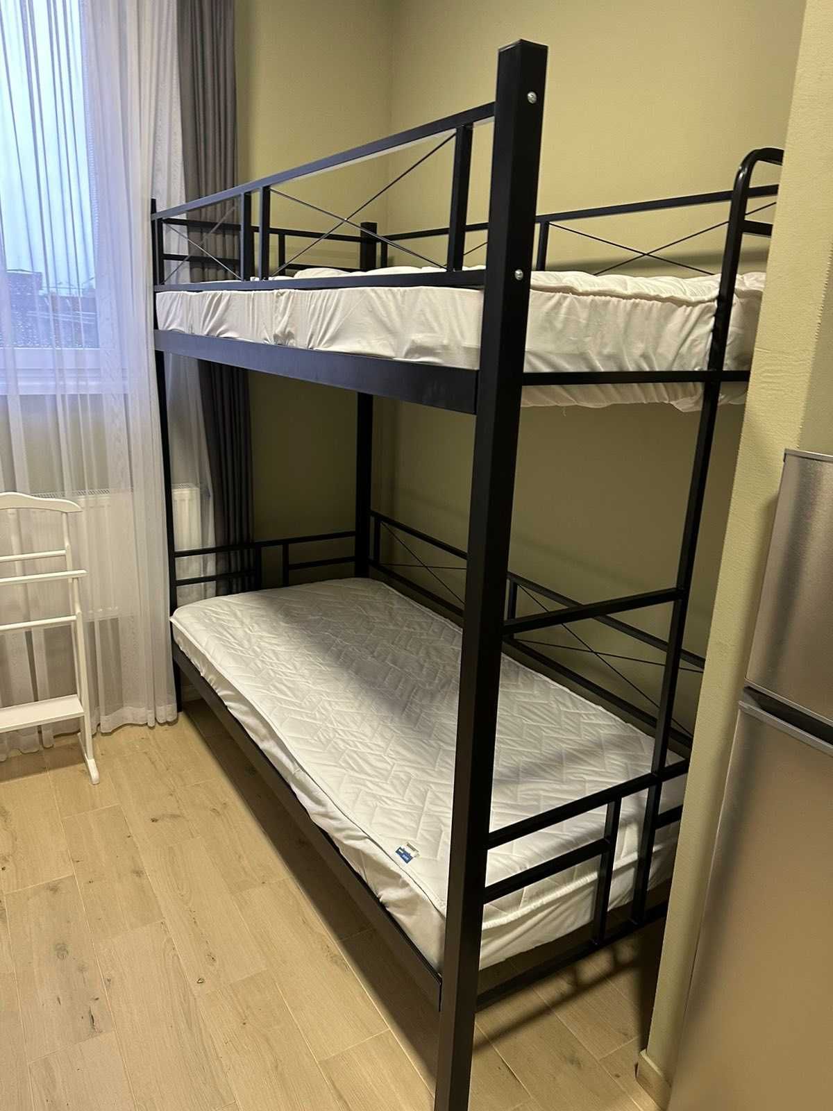 Modern 25m² Room with Private Bathroom and Kitchen