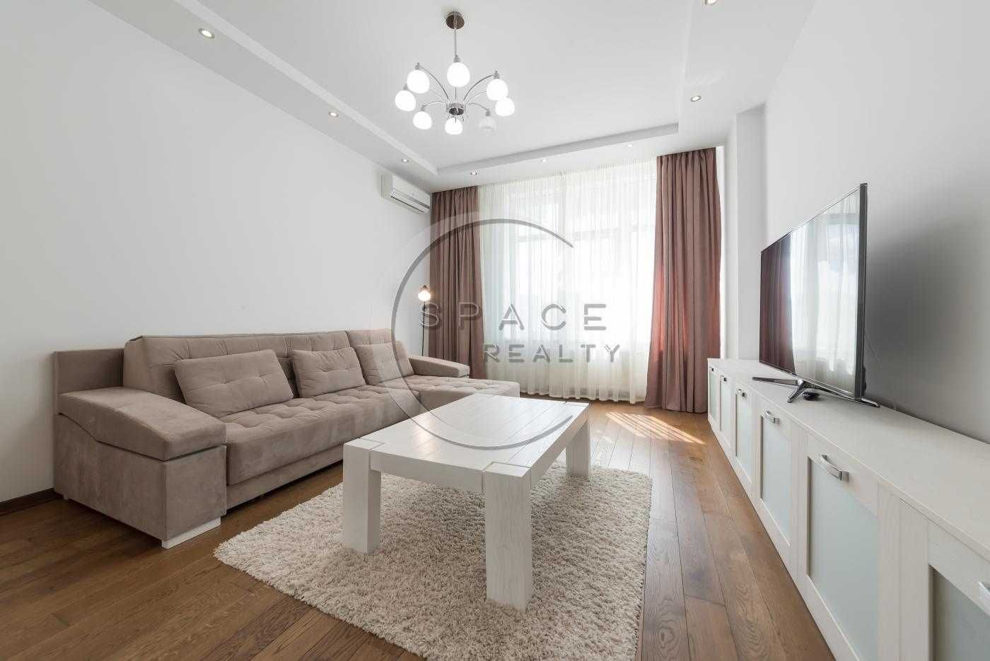 Two-bedroom apartment in Novopecherski Lipky residential complex