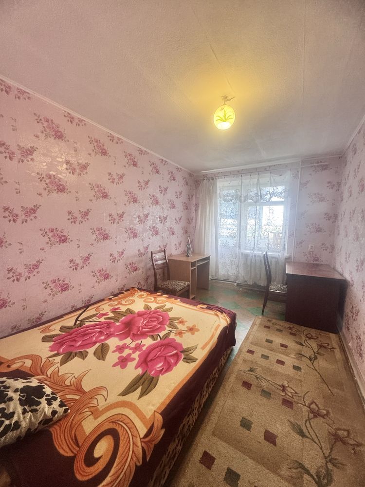 Three-room apartment in city center with autonomous gas heating