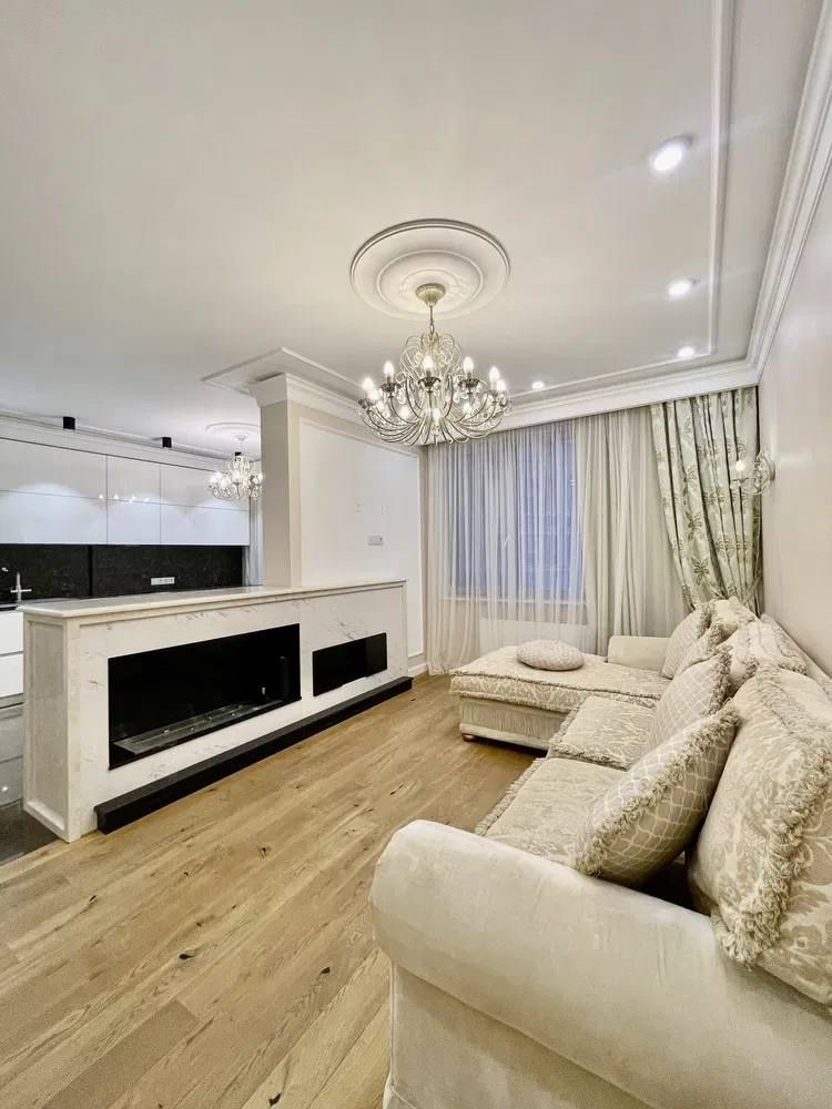 Spacious Luxury Apartment in Arcadia, Genoa 24 / Tenevaya Street