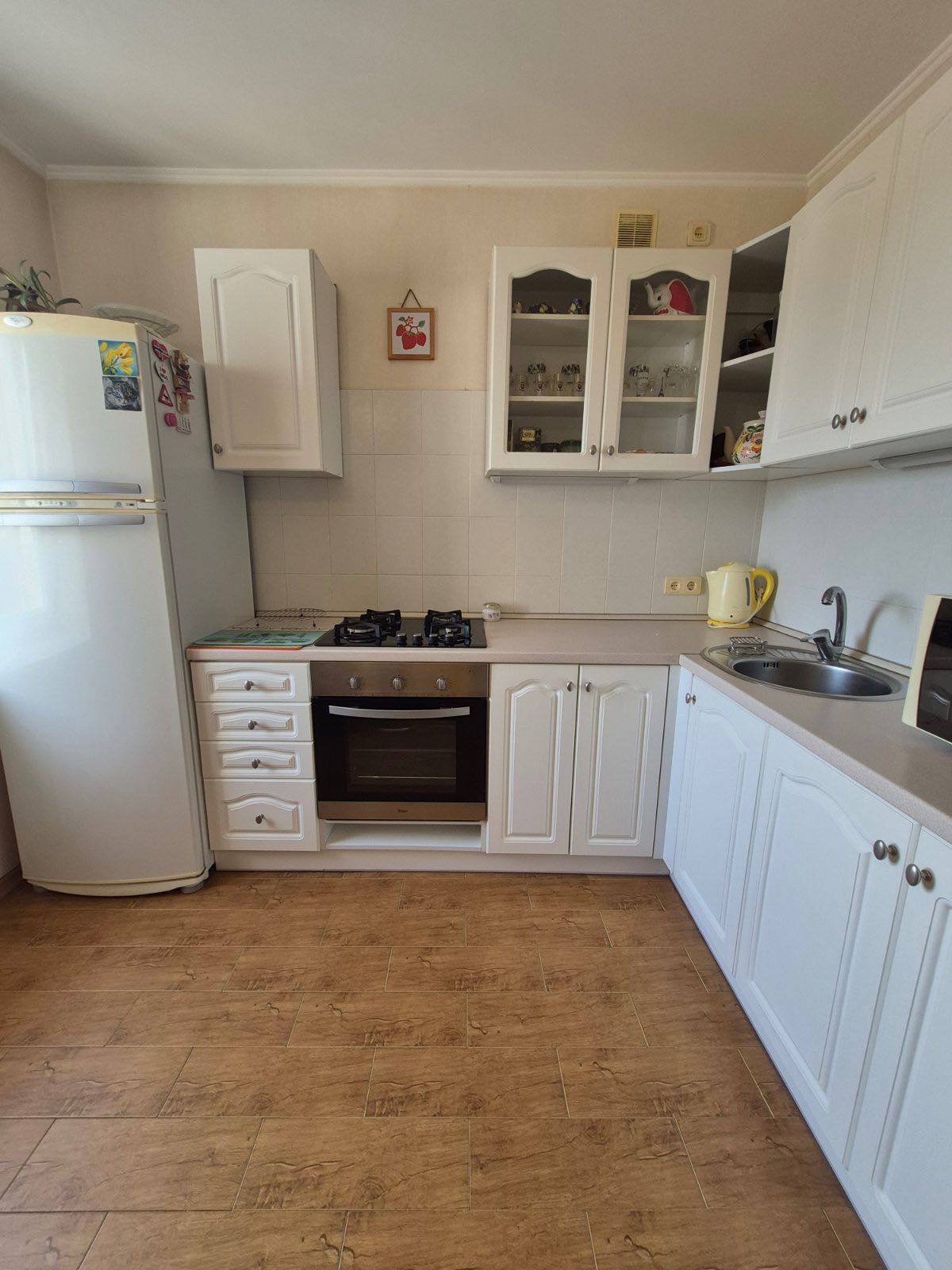 2-Room Apartment with Balcony near O. Polia Avenue