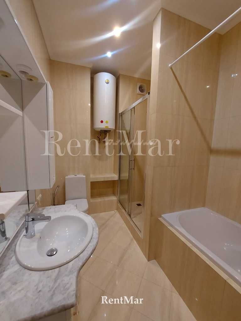 3-Bedroom Apartment on Greek Street, Sea and City View