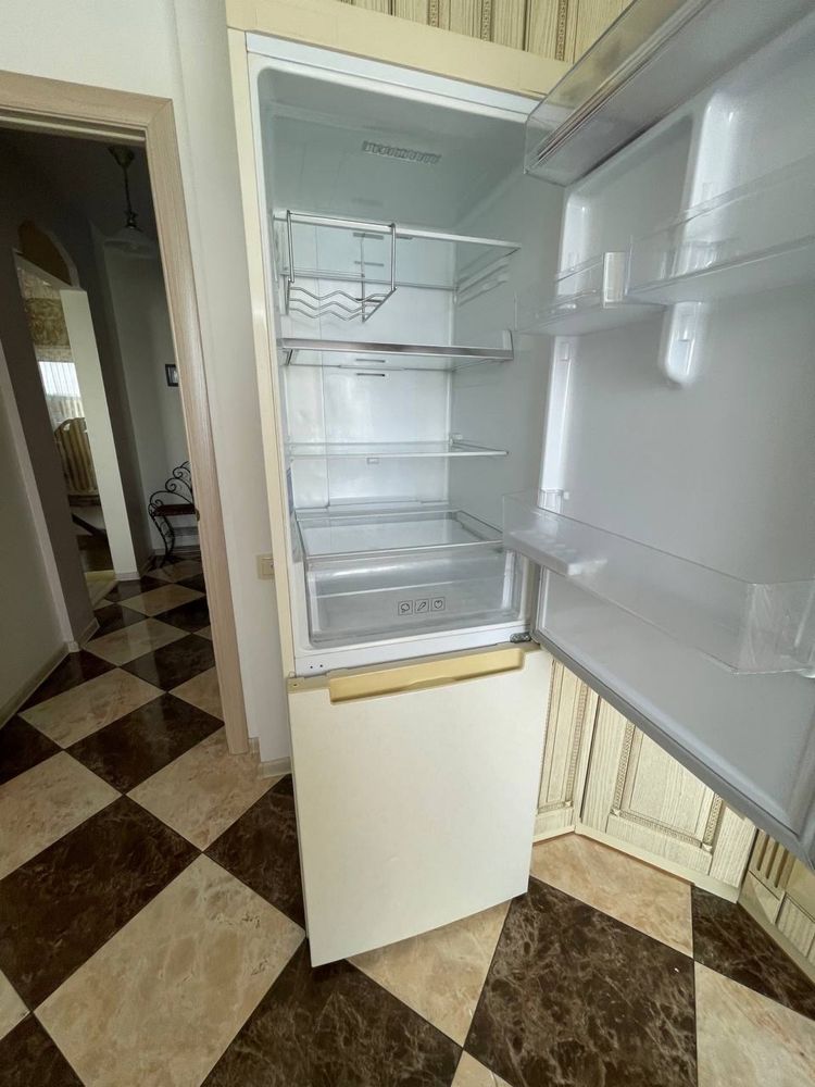 Cozy 1-Bedroom Apartment in City Center with City and Nature Views