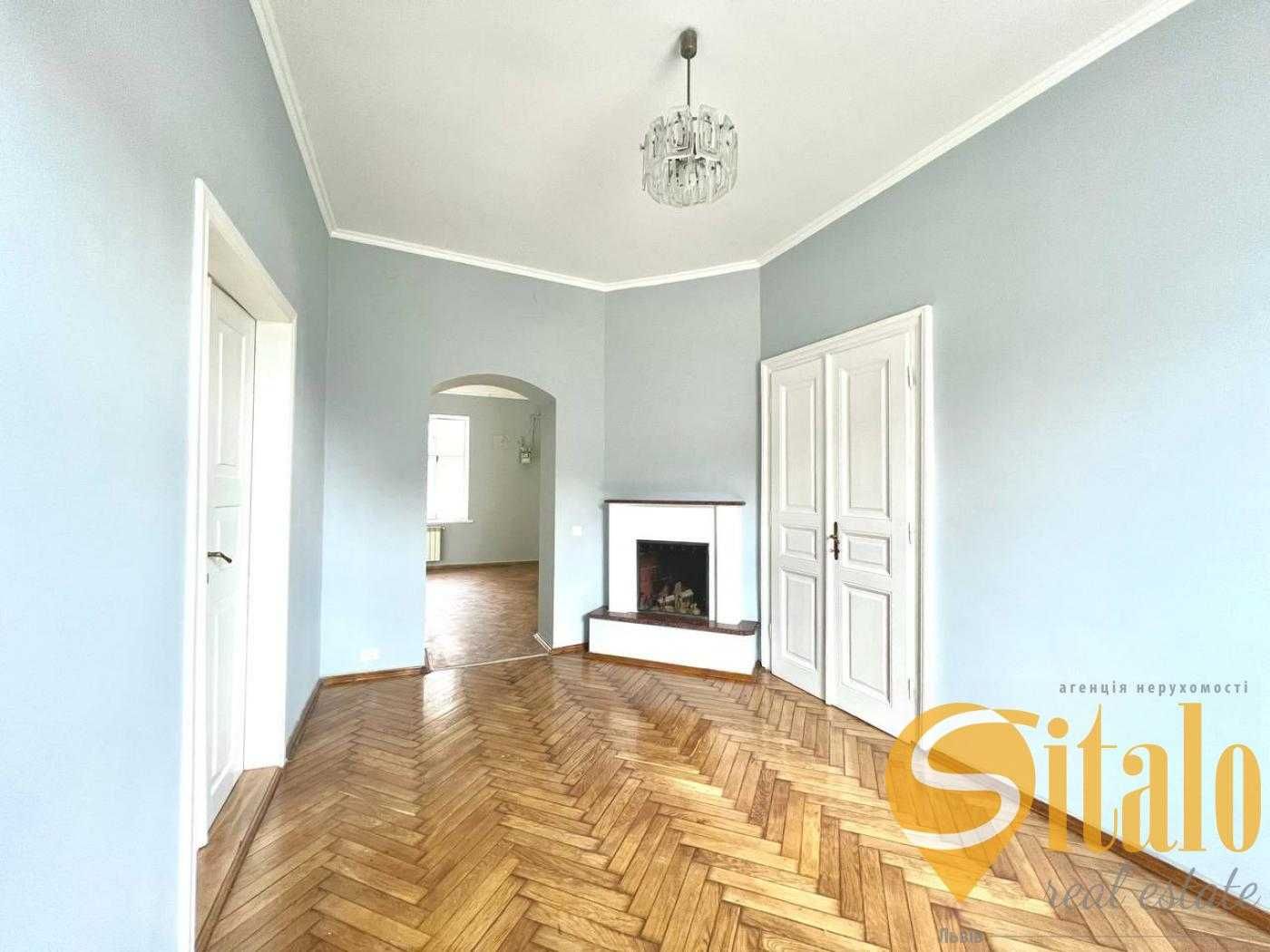 3-Bedroom Apartment in Historic Lviv City Center