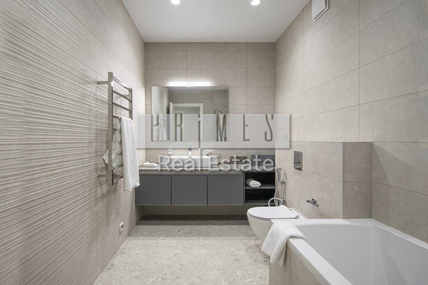 Modern Designer Apartment with Panoramic Windows in Atlantic Residences