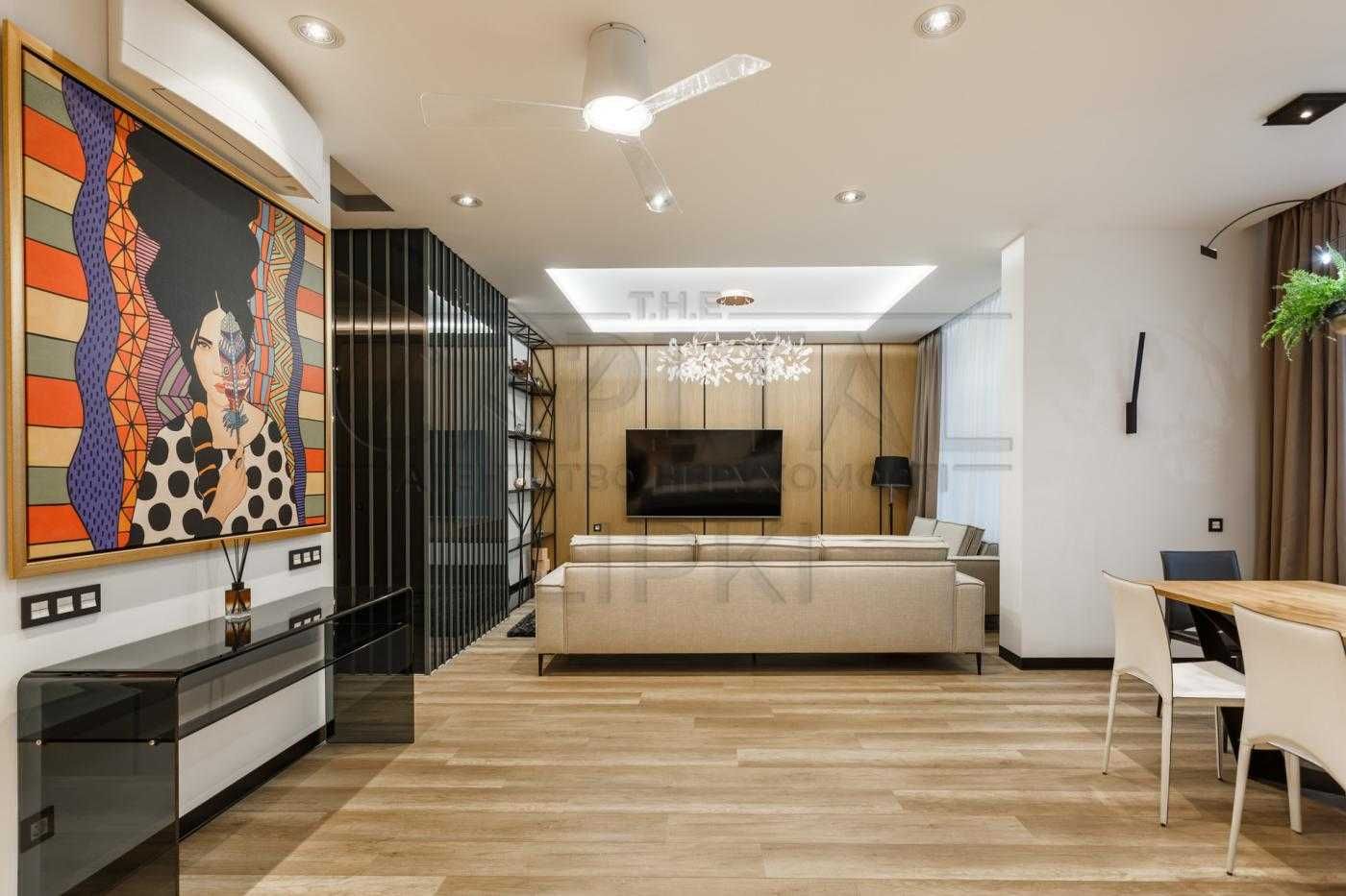 5-Room Luxury Apartment in Novopecherski Lipki Complex