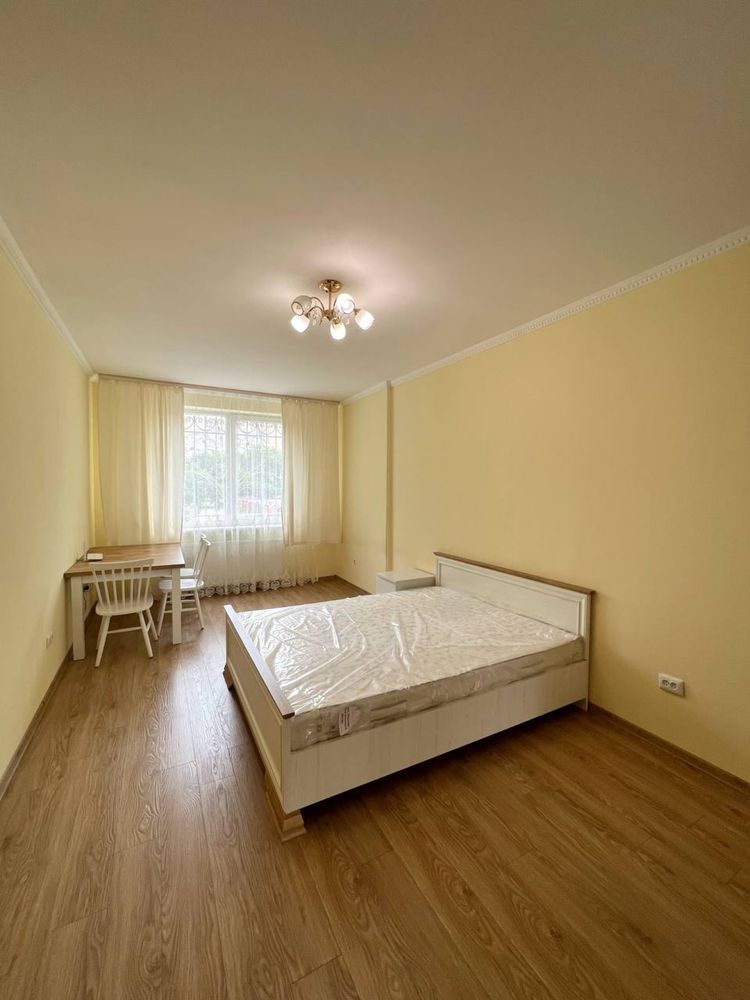 1-bedroom apartment in new building, central location, fully furnished