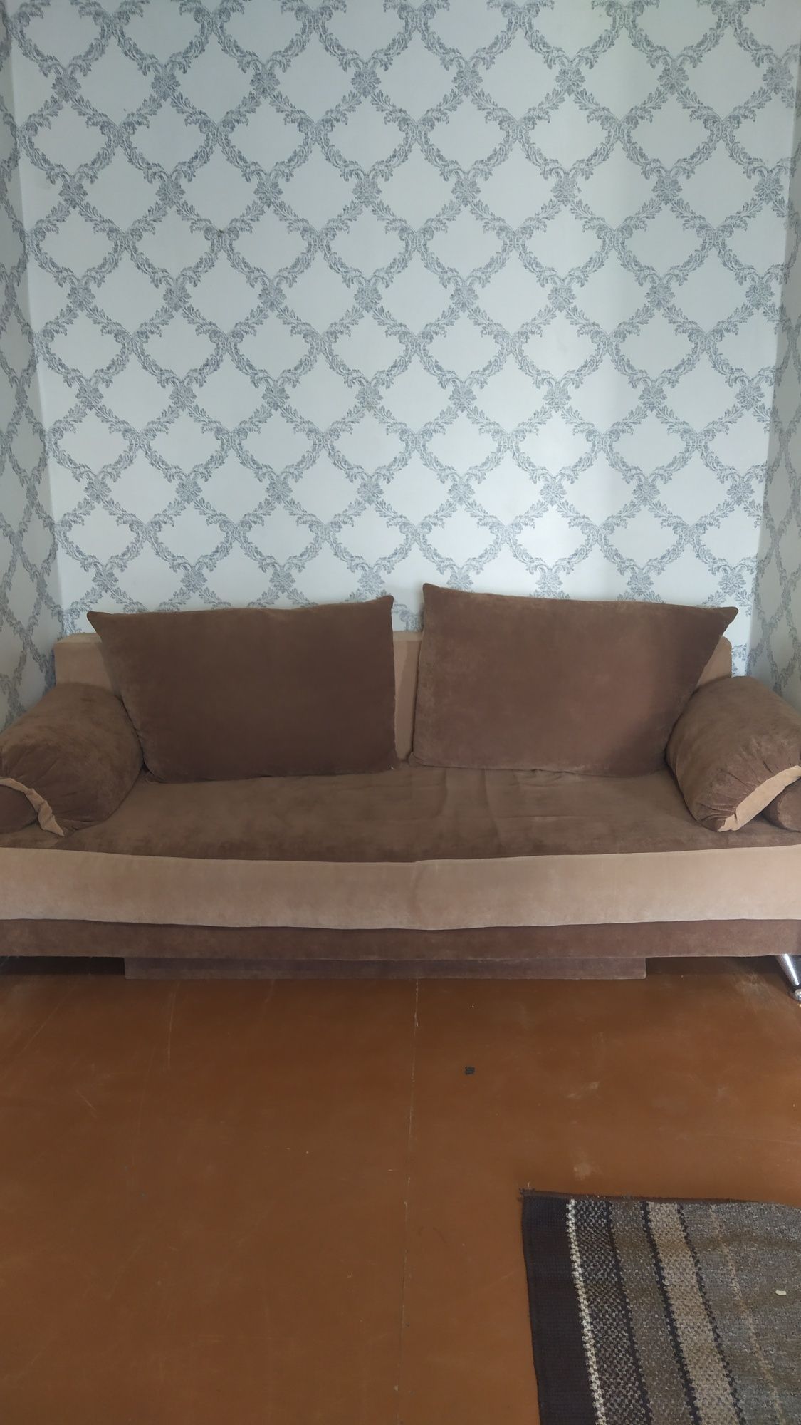 Furnished Apartment with Appliances on 3rd Floor