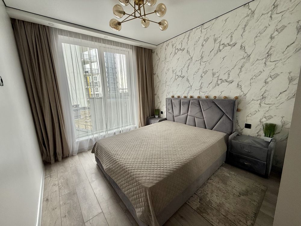 Spacious 1-bedroom apartment in new building on Zaliznychna Street